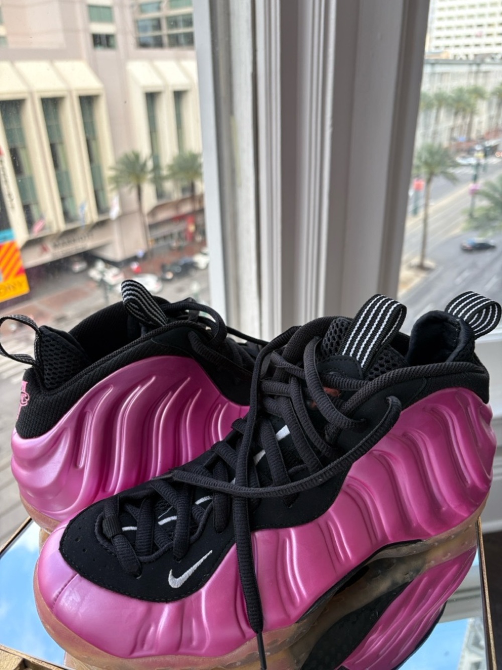 Nike Air Foamposite One Pearlized Pink
